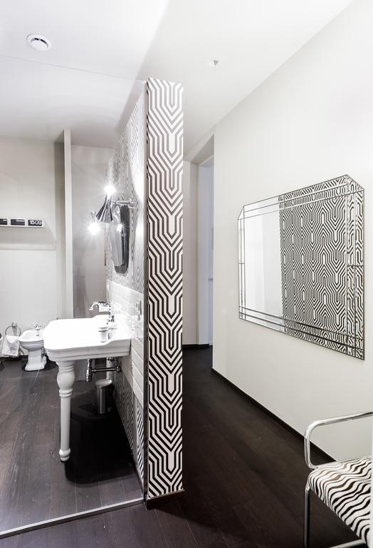 Arnobio Florence Suites ภายนอก รูปภาพ
