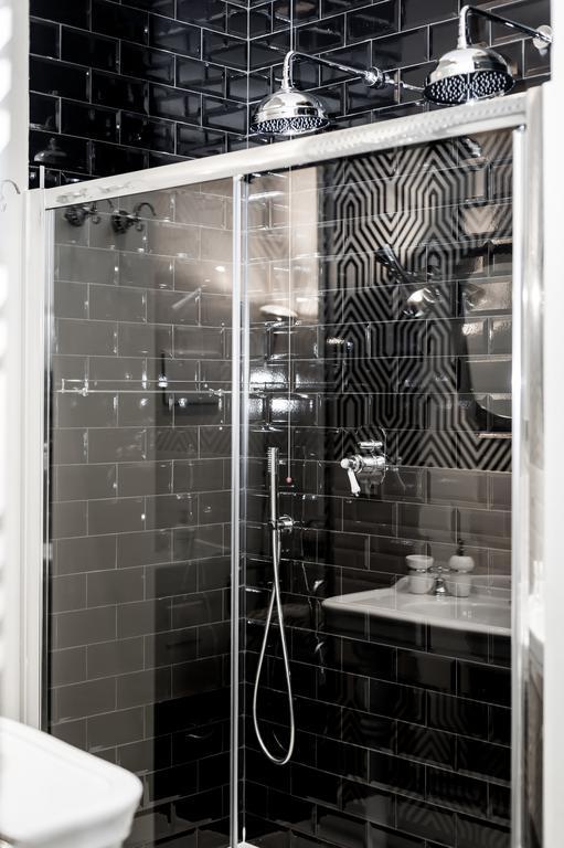 Arnobio Florence Suites ภายนอก รูปภาพ