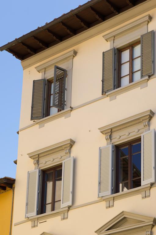 Arnobio Florence Suites ภายนอก รูปภาพ