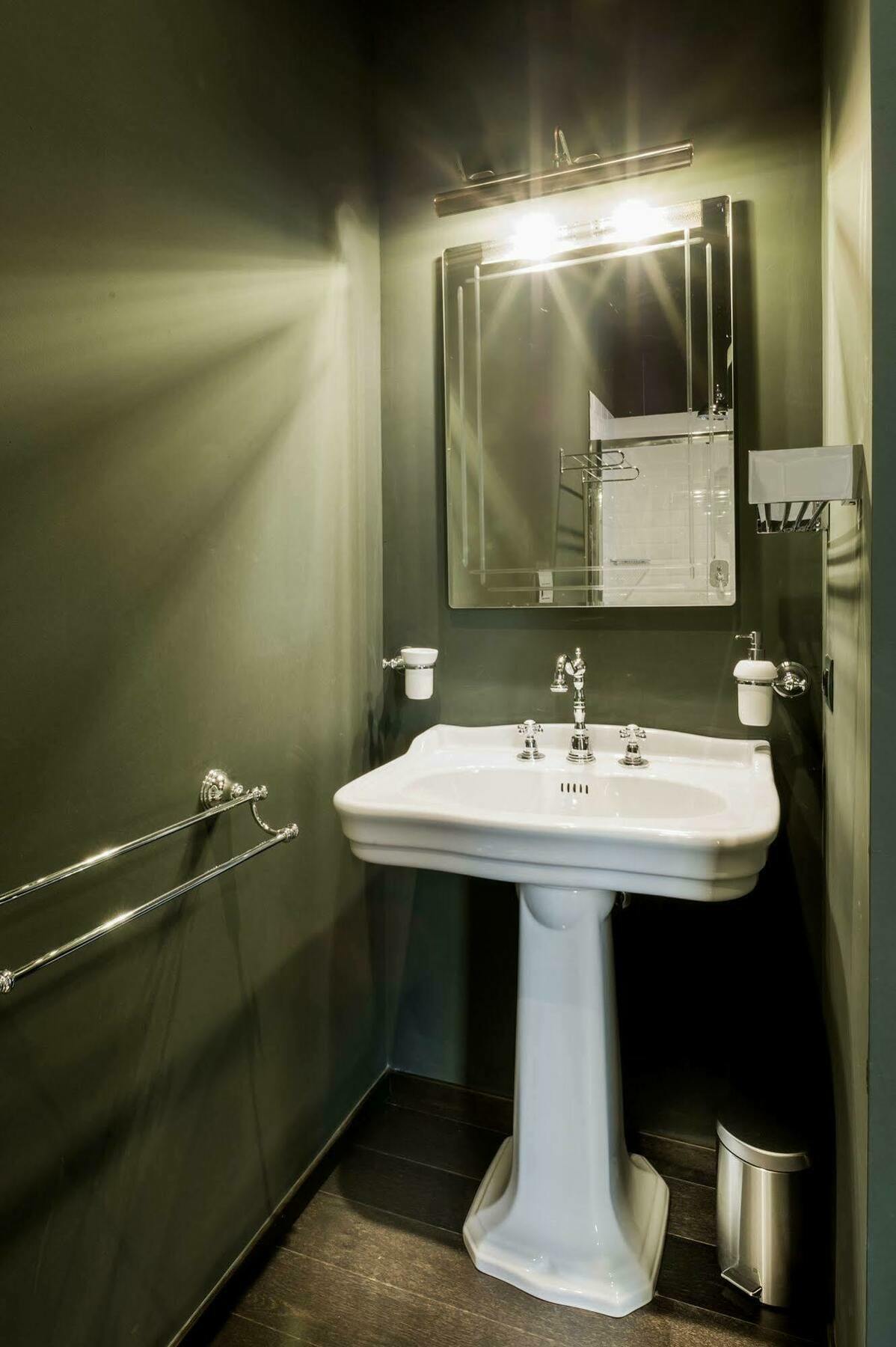 Arnobio Florence Suites ภายนอก รูปภาพ