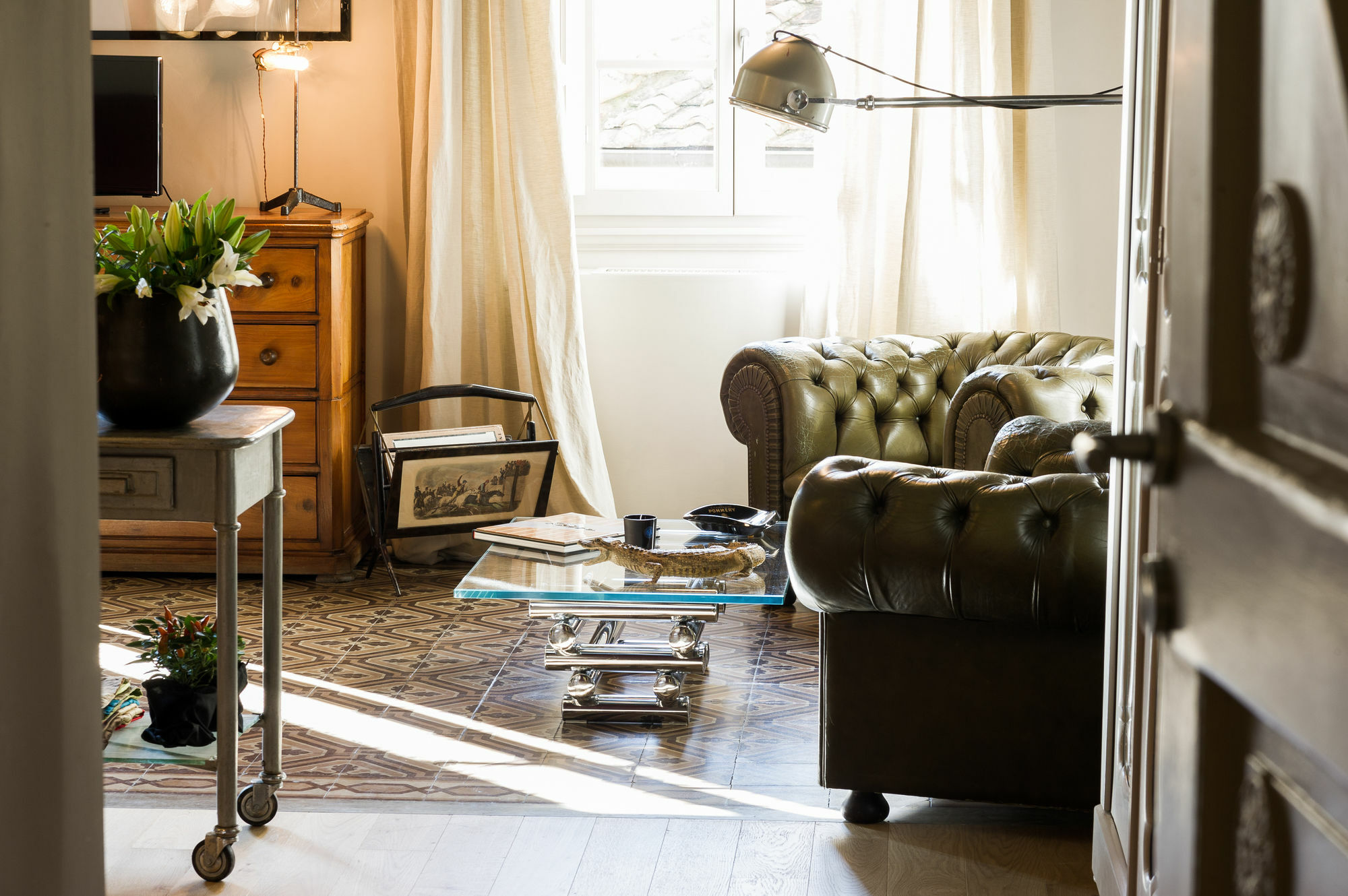 Arnobio Florence Suites ภายนอก รูปภาพ